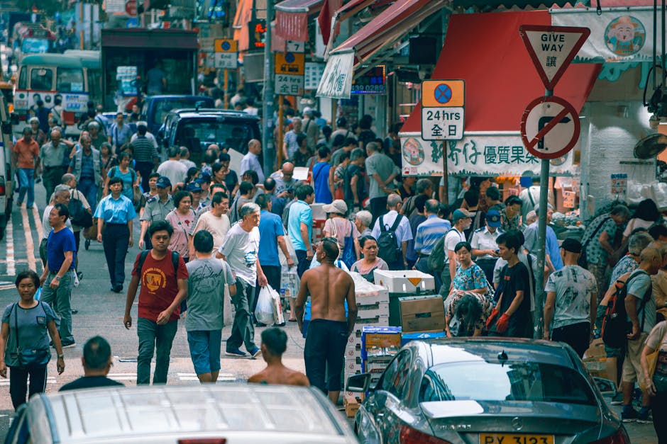 CATL’s Hong Kong Trading Debut Drives Strong Market Response