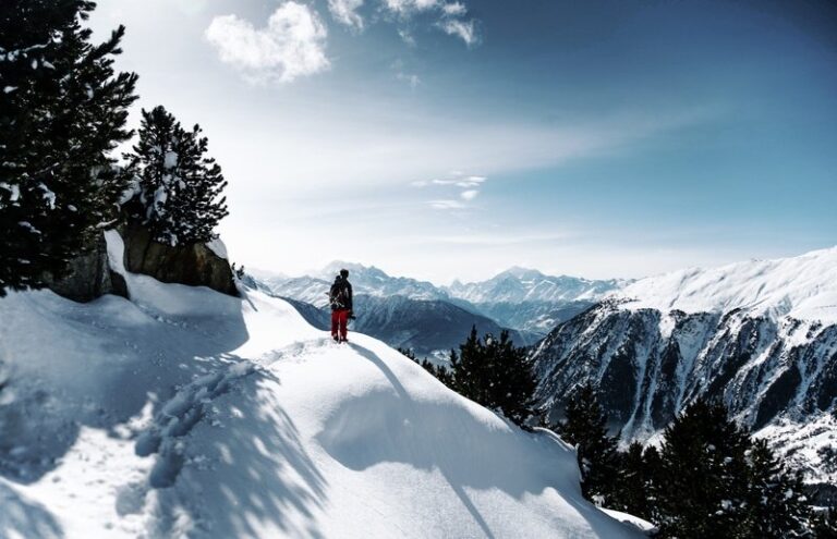 tree-mountain-snow-winter-cloud-mountain-range-45600-pxhere.com