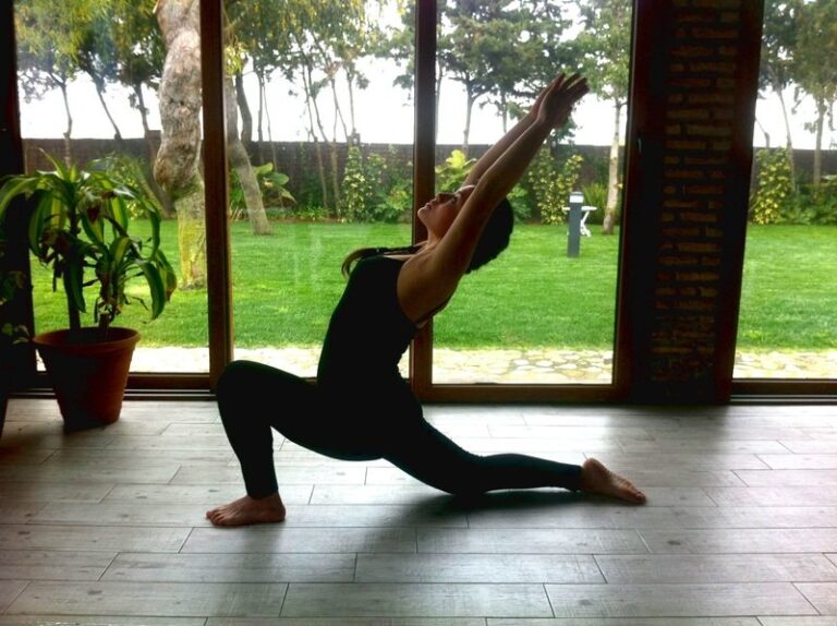 woman-sport-sitting-training-calm-lifestyle-1069771-pxhere.com
